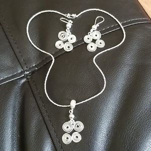 Neckalace and earrings Silver 950